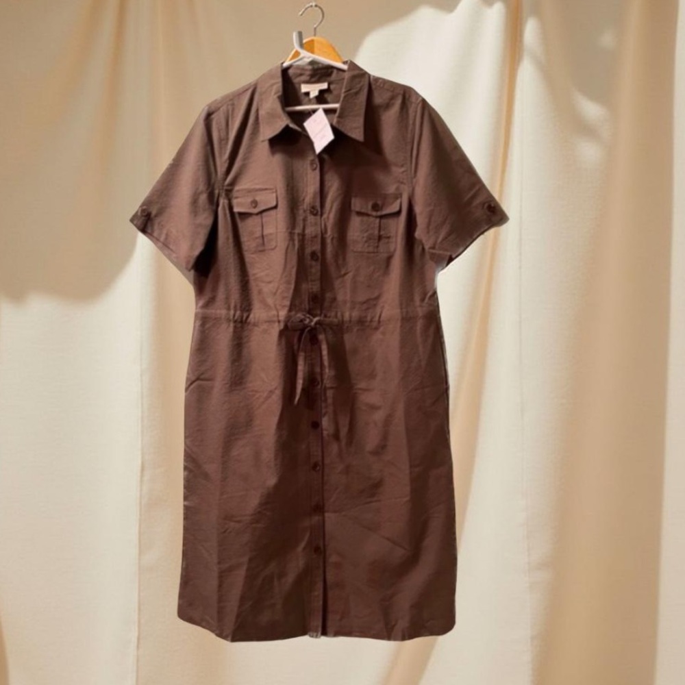 Short-Sleeve Button-Front Maxi Shirt Dress in Dark Brown